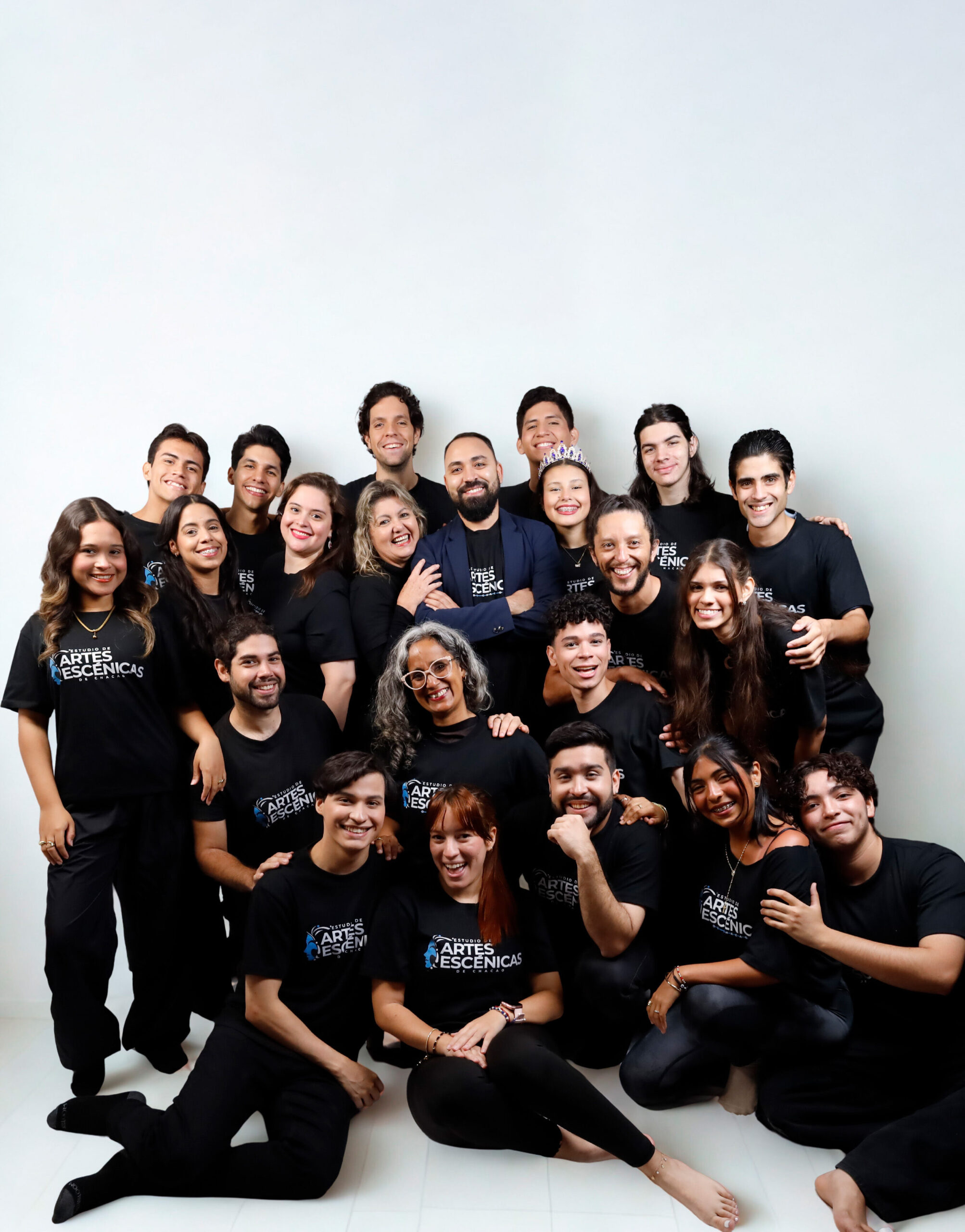 ELENCO ASI QUE PASEN 5 AÑOS, ESTUDIO DE ARTES ESCENICAS DE CHACAO 2